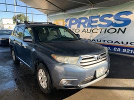2013 TOYOTA HIGHLANDER