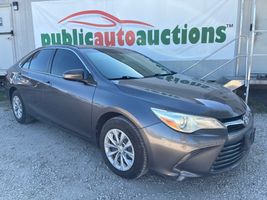 2017 TOYOTA CAMRY LE