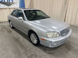 2004 HYUNDAI XG350 