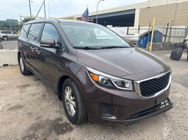 2016 KIA SEDONA LX