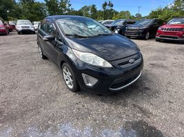 2011 FORD FIESTA