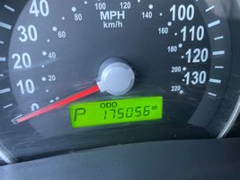 2008 KIA SEDONA LX