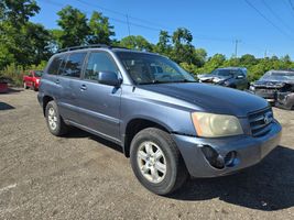 2003 TOYOTA HIGHLANDER