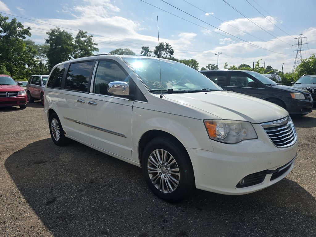 MEI104494 2013 CHRYSLER TOWN & COUNTRY