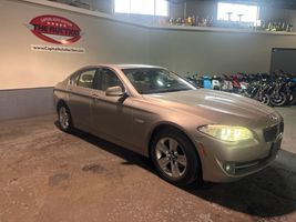 2012 BMW 5-SERIES 528XI
