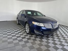 2011 LINCOLN MKS 