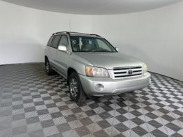 2005 TOYOTA HIGHLANDER 
