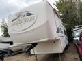 2006 BIGHORN   FIFTH WHEEL