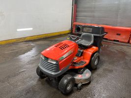  SCOTTS LAWNMOWER 