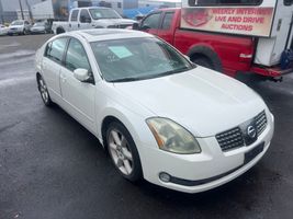 2004 NISSAN MAXIMA SE