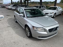 2010 VOLVO S40 BASE