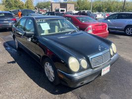 1999 MERCEDES-BENZ E CLASS E320