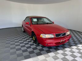 2004 VOLVO C70 