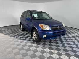2004 TOYOTA RAV4 L
