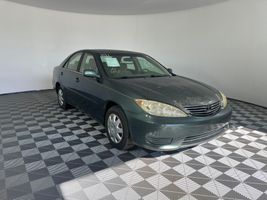 2006 TOYOTA CAMRY LE