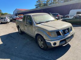 2005 NISSAN FRONTIER 