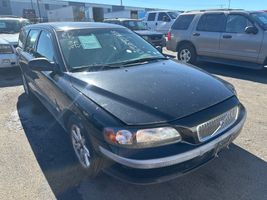 2003 VOLVO V70 BASE