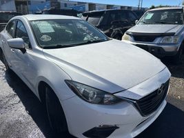 2015 MAZDA MAZDA3 I SPORT