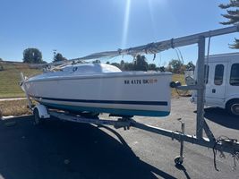 2006 HUNTER 216 
