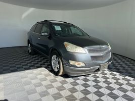2011 CHEVROLET TRAVERSE LT