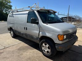 2004 FORD E350 VANS ECONOLINE