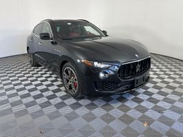 2017 MASERATI LEVANTE S