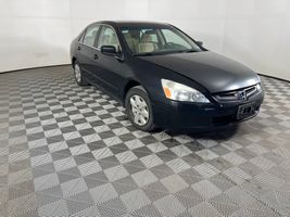 2004 HONDA ACCORD LX
