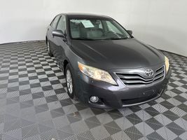 2010 TOYOTA CAMRY XLE