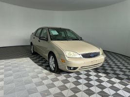 2006 FORD FOCUS ZX4 SES