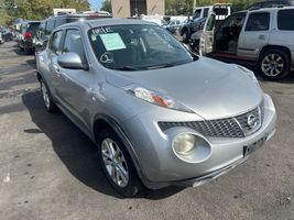 2012 NISSAN JUKE S