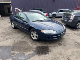2004 DODGE INTREPID SE