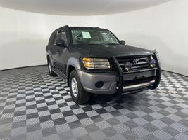 2001 TOYOTA SEQUOIA 