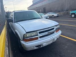 2004 CHEVROLET BLAZER LS