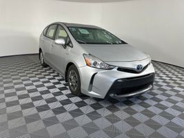 2016 TOYOTA PRIUS V 