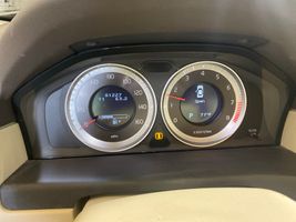 2013 VOLVO S80 T6