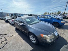 2005 ACURA RL BASE W/ NAV