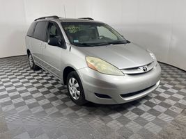 2006 TOYOTA SIENNA 