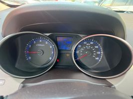 2011 HYUNDAI TUCSON LIMITED