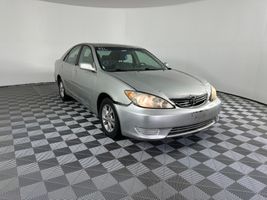 2005 TOYOTA CAMRY 