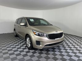2015 KIA SEDONA LX