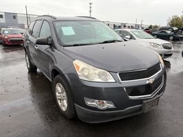 2012 CHEVROLET TRAVERSE LS