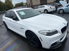 2012 BMW 5-SERIES 528I