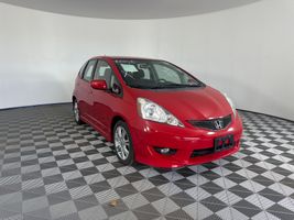 2011 HONDA FIT SPORT