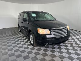 2009 CHRYSLER TOWN & COUNTRY TOURING