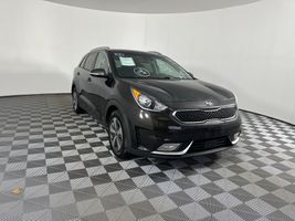 2017 KIA NIRO 