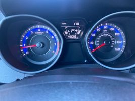 2015 HYUNDAI ELANTRA 