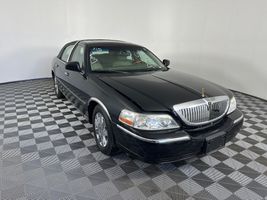 2004 LINCOLN TOWN CAR ULTIMATE