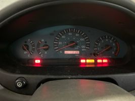 2002 MITSUBISHI GALANT 