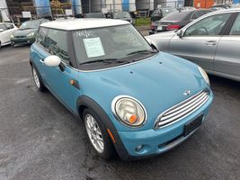 2009 MINI COOPER 