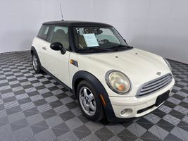 2009 MINI COOPER 